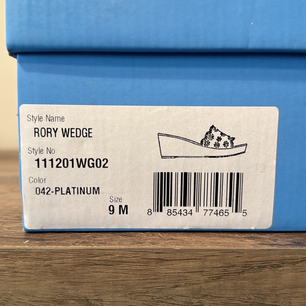 Jack Rogers Gold Women's Wedge Sandals - Picture 2 of 8